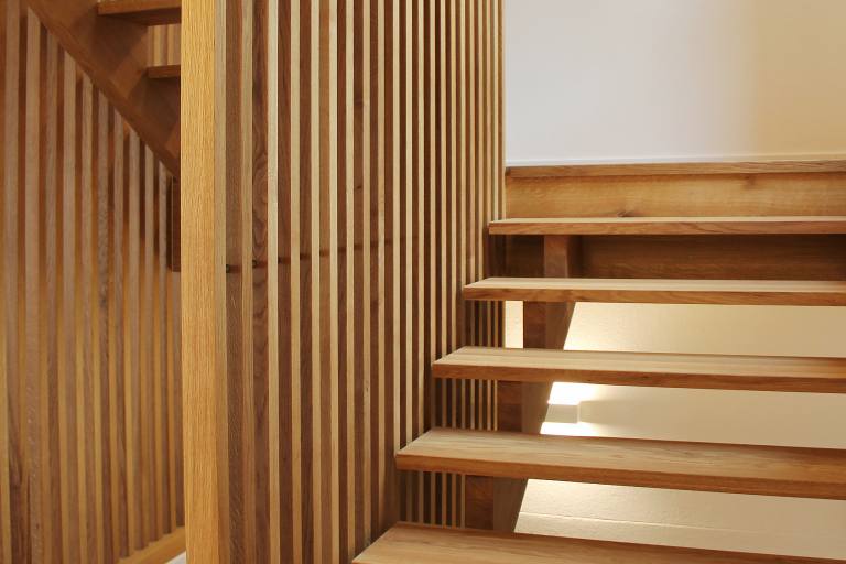 f20de27ae0db609353b60a54a45a224f wh treppe referenz2 768 c 72 - Wohlgensinger wh-treppe-referenz2