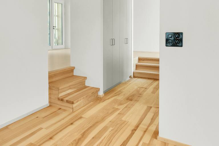 fddd034ccce8908bfdba60bd40ceb79f wh treppe referenz3 768 c 72 - Wohlgensinger wh-treppe-referenz3